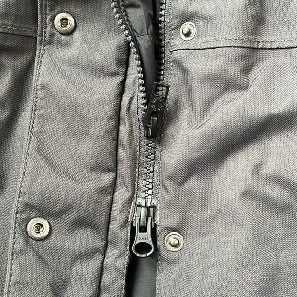 Hooded North Face Long Parka - Picture 9 of 10
